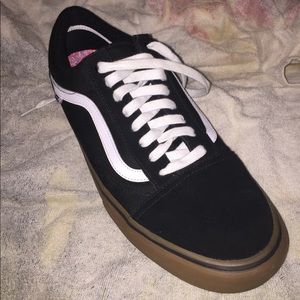 Black/Medium Gum Old Skool Pros